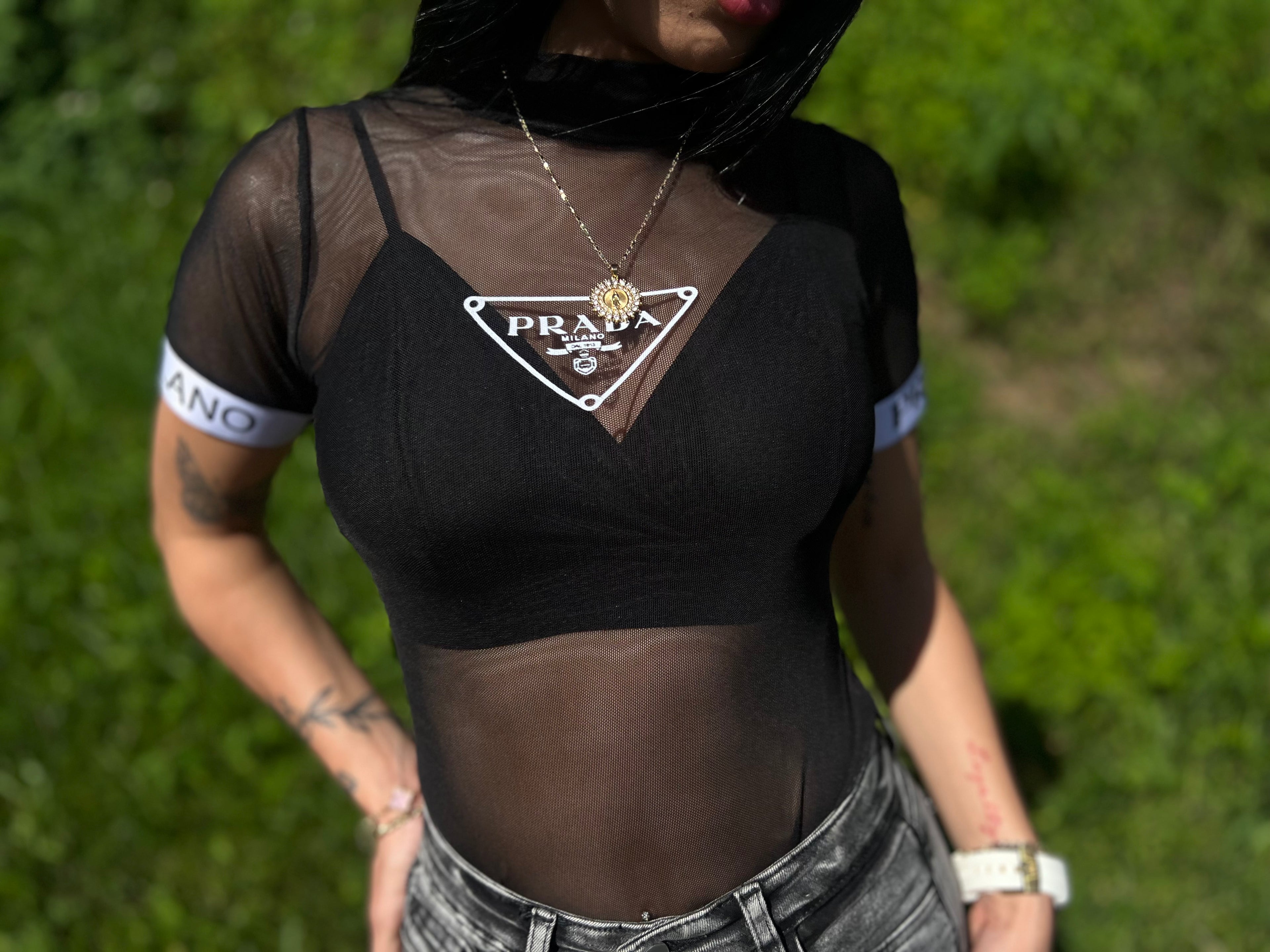 Top Mesh Negro Transparente – Edición Shadow Luxe