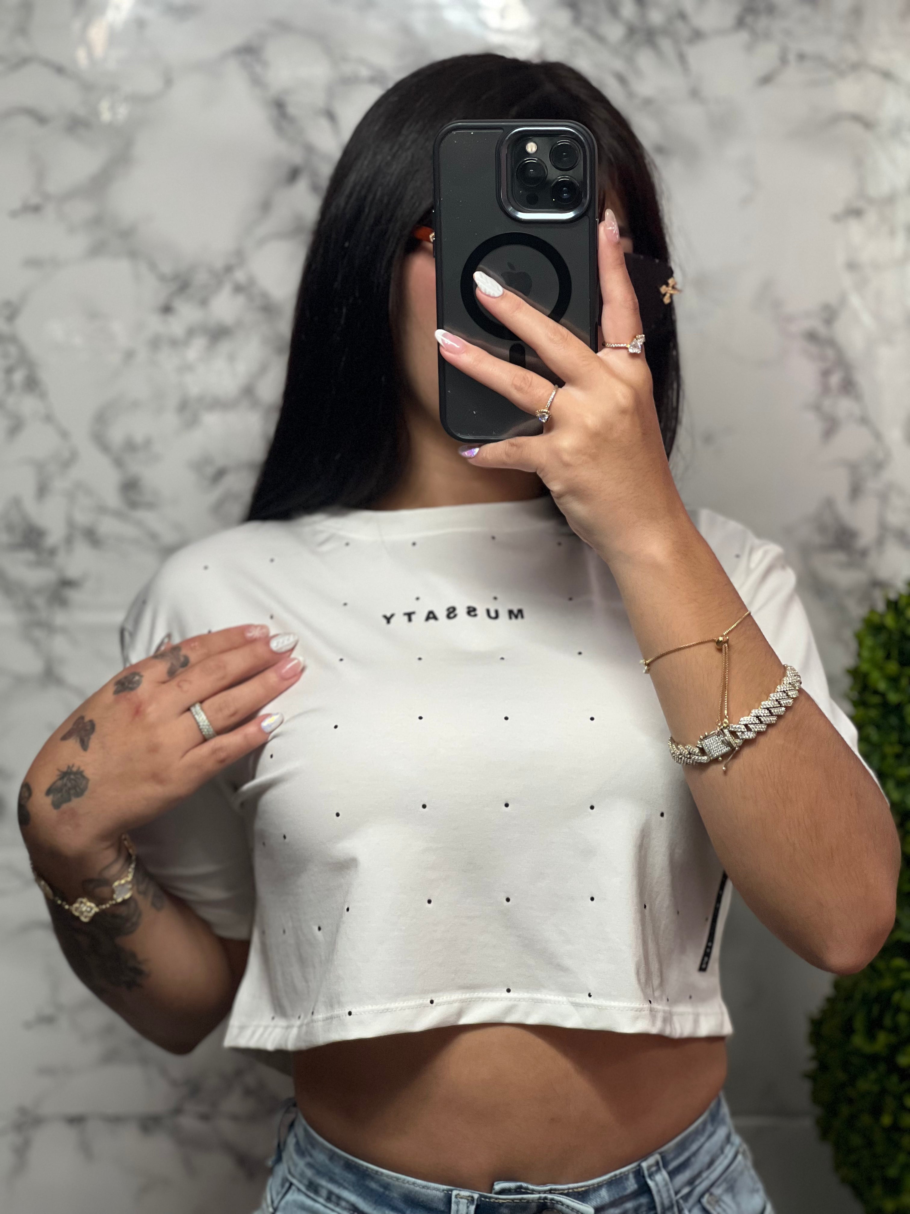 Camiseta Premium Minimalista MUSSATY – Edición Essentials