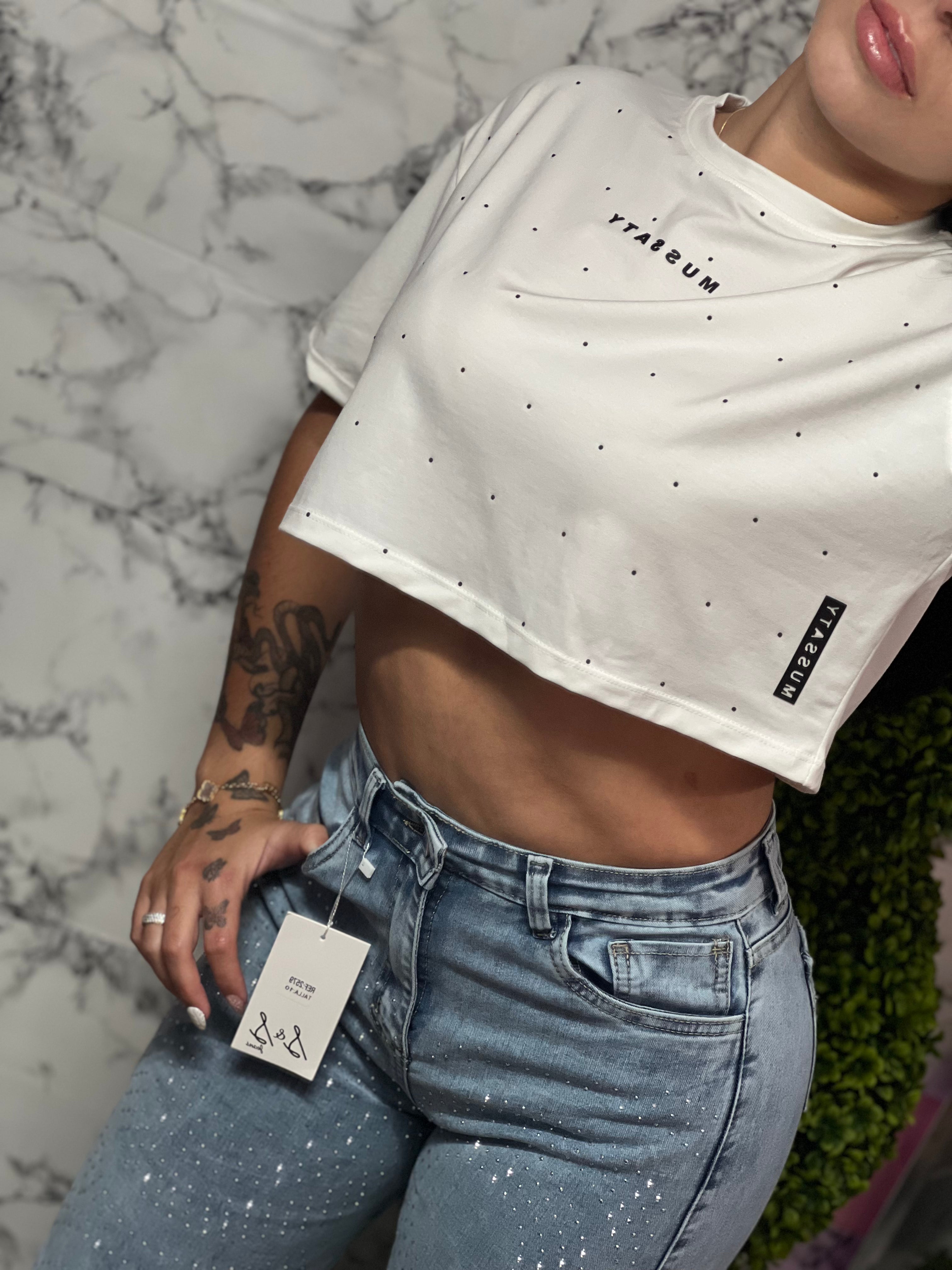 Camiseta Premium Minimalista MUSSATY – Edición Essentials