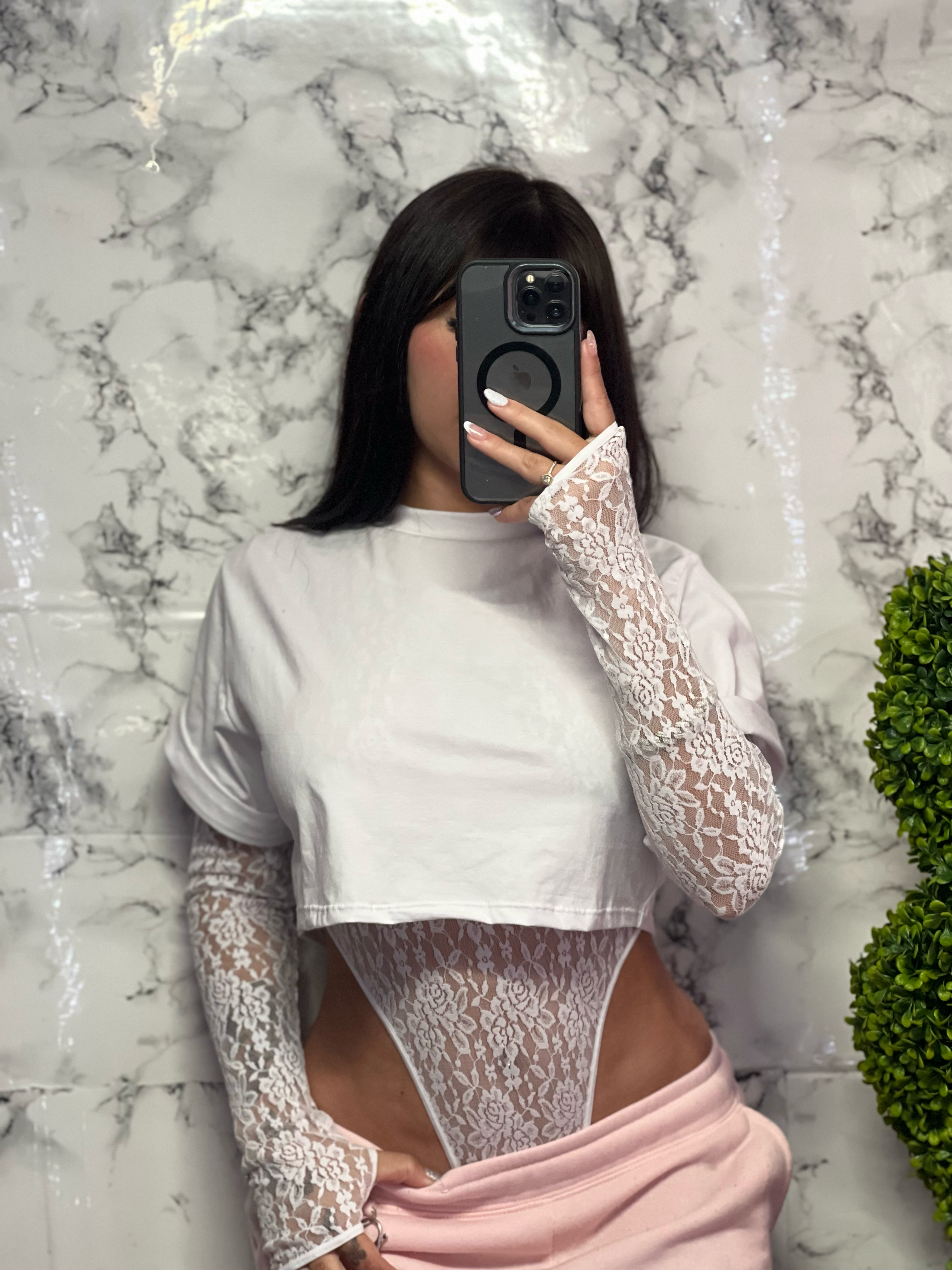 Set Crop + Body de Encaje Blanco – Edición Elegance Layered